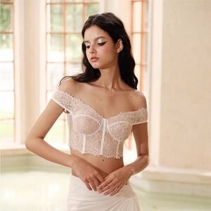 Elegant Lace Off-Shoulder Bra - White